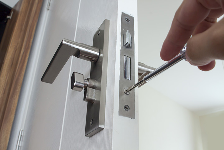 Our local locksmiths are able to repair and install door locks for properties in Oundle and the local area.